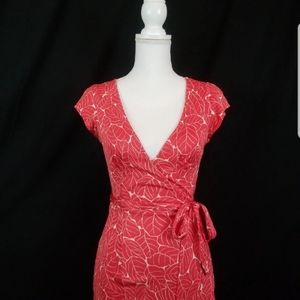 Diane Von Furstenberg Silk Red Floral Wrap Dress sz 6